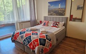 Apartament TRZY POMOSTY Villa Mistral z opcją PARKINGU